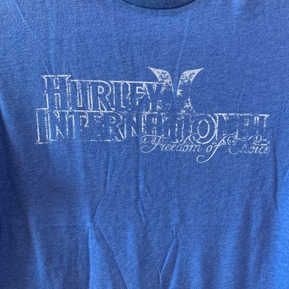 Distressed Hurley International T-Shirt - Picture 2 of 3